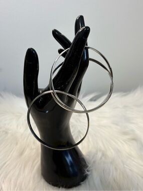 Source Unknown Silver-Tone Hoop Bracelet Set